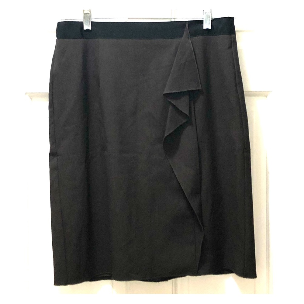 New York & Company dark brown skirt with ruffle